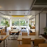 Hostel Haus International