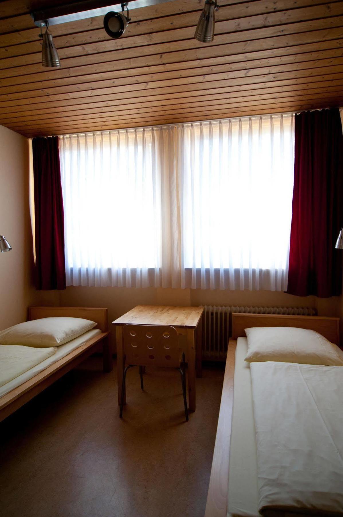 Haus International Hostel *